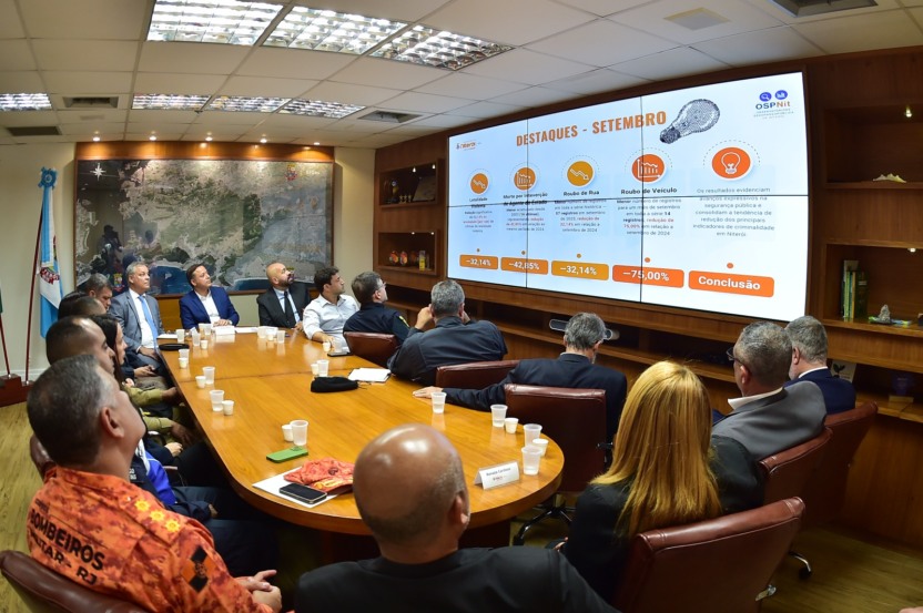 Reunião GGIM | Foto: Claudio Fernandes Reunião GGIM | Foto: Claudio Fernandes