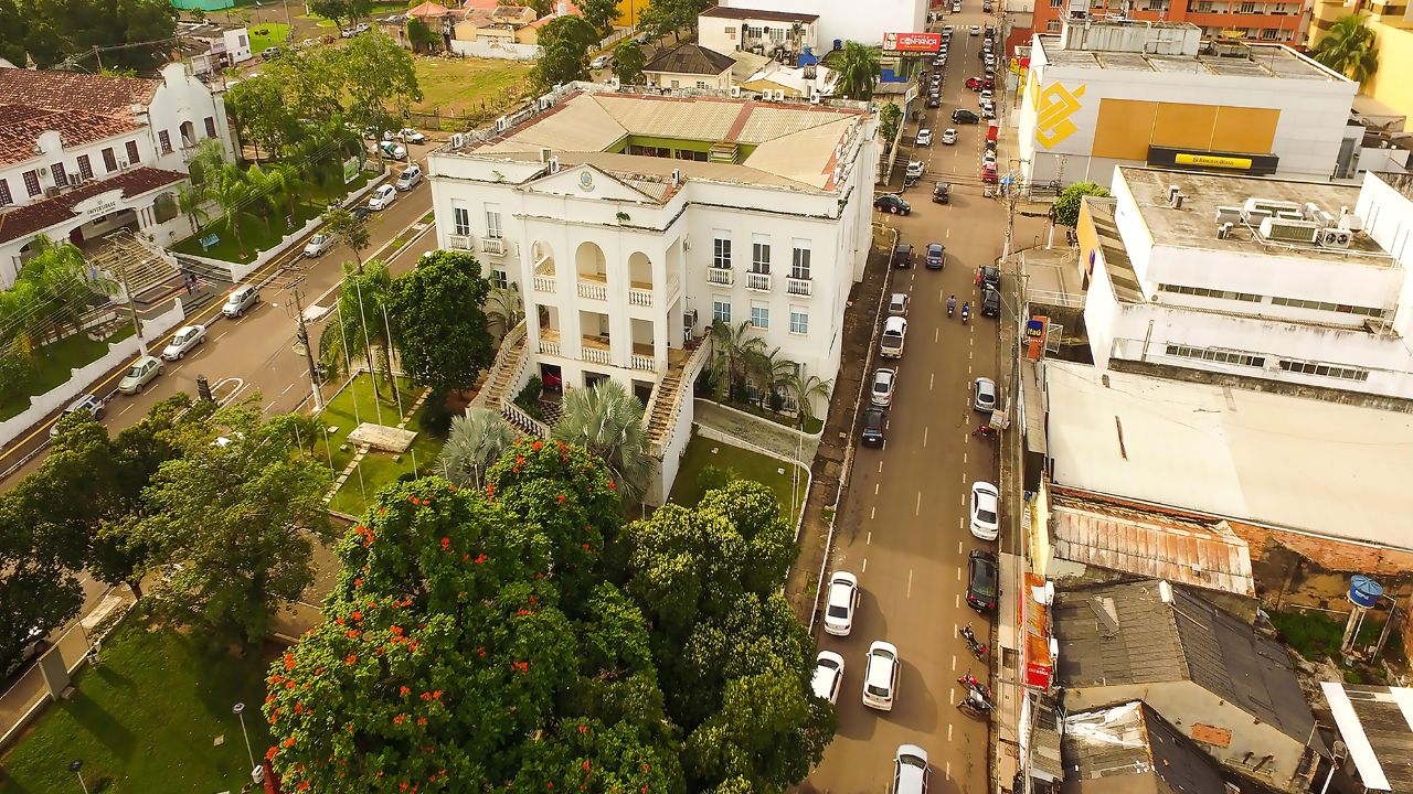 O Museu da Memória Rondoniense proporciona uma imersão única ao apresentar a formação do Estado de Rondônia por meio de objetos, documentos e ambientações históricas
