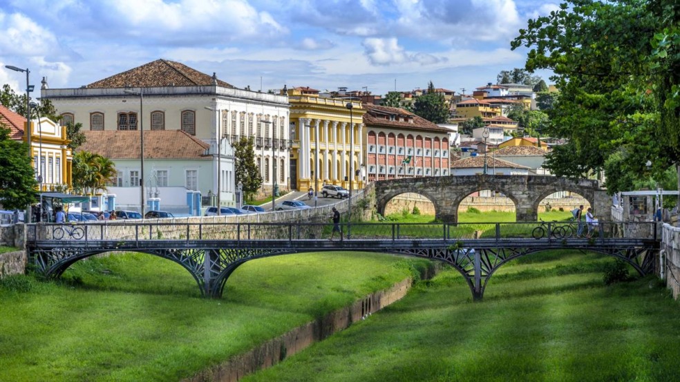 Em Minas Gerais, um dos passeios mais procurados por entusiastas da história e do turismo ferroviário ocorre entre Tiradentes e São João del-Rei Em Minas Gerais, um dos passeios mais procurados por entusiastas da história e do turismo ferroviário ocorre entre Tiradentes e São João del-Rei