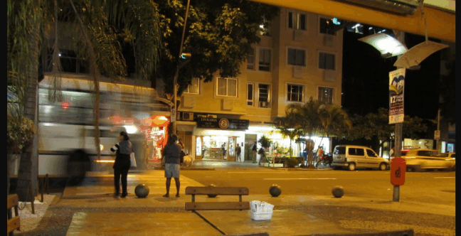 Rua Arisatides Espinola, rota de fuga do assaltante. Moradores relataram mais episódios de violência.. Fonte: Redes Sociais Rua Arisatides Espinola, rota de fuga do assaltante. Moradores relataram mais episódios de violência.. Fonte: Redes Sociais