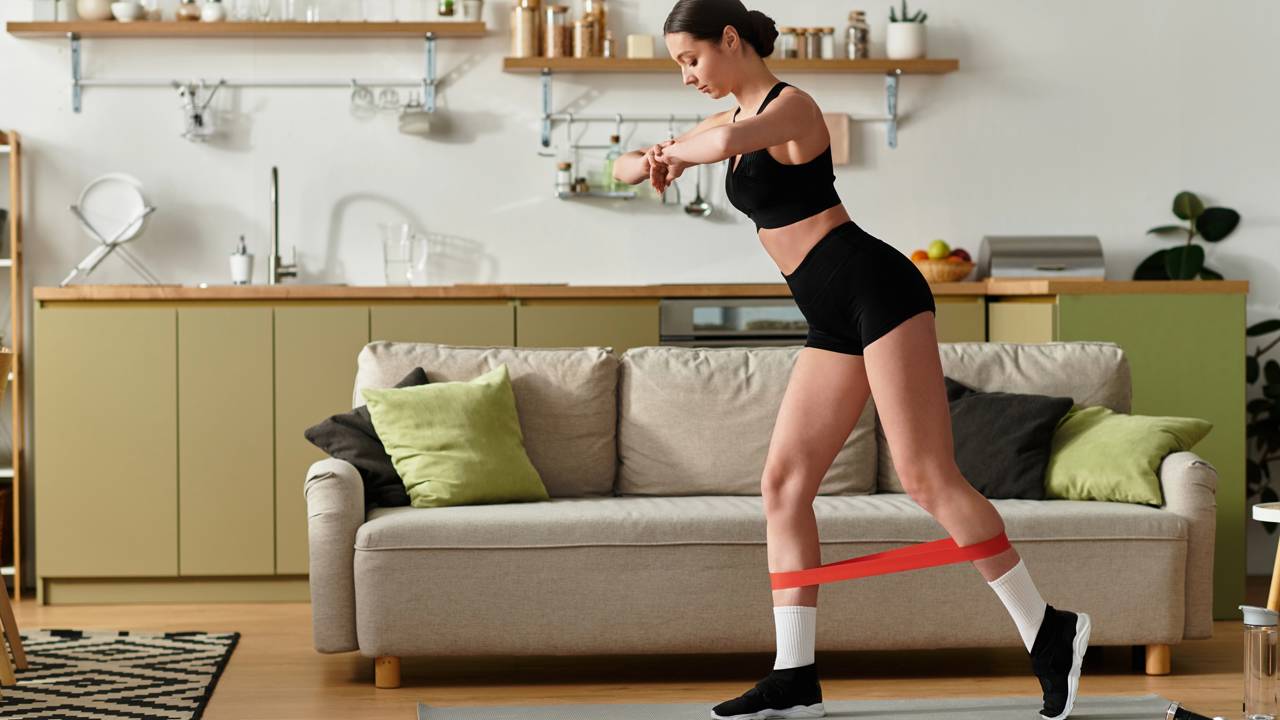 Hábitos que deixam o corpo mais leve e cheio de energia durante o dia