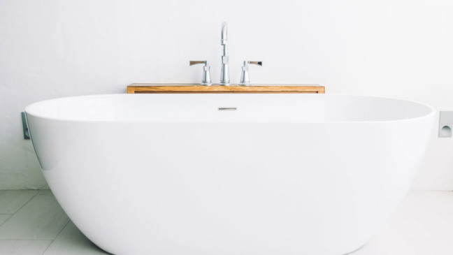 Banheira em casa é luxo ou dor de cabeça?
