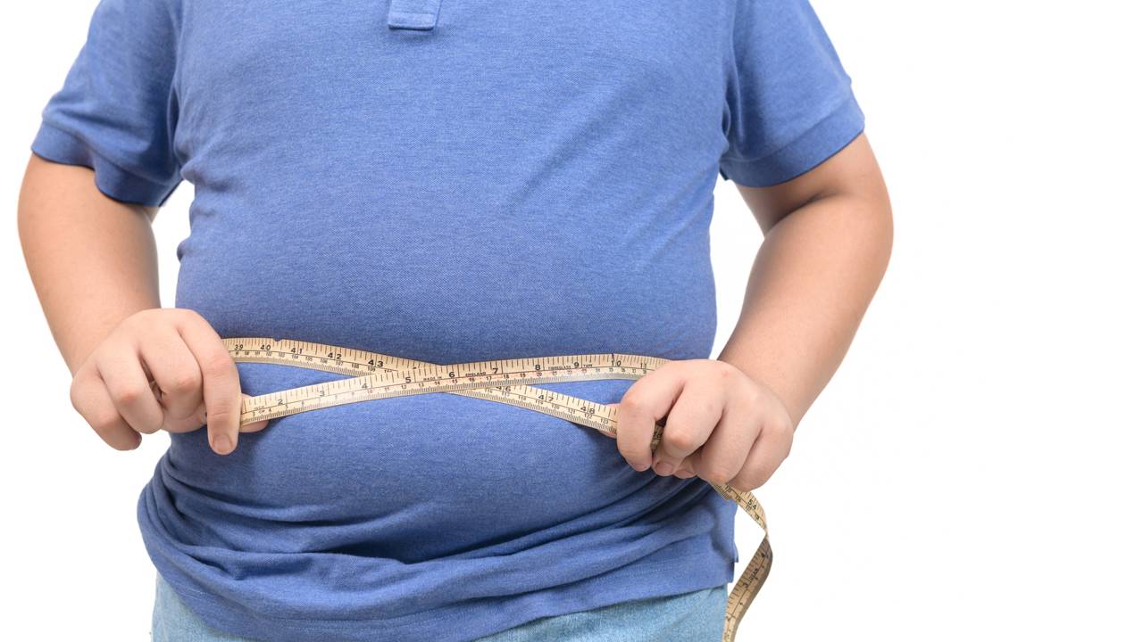 A verdade surpreendente sobre a famosa “pochete” abdominal