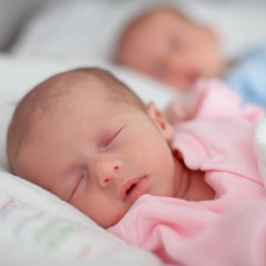 Como uma rotina de sono ajuda o bebê a crescer saudável