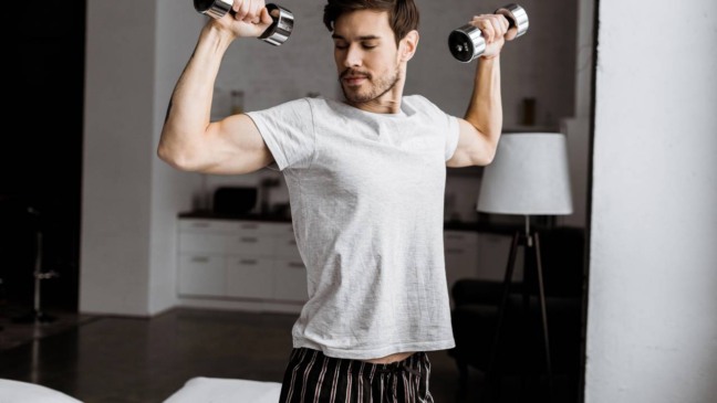 Os 3 exercícios que realmente transformam seus bíceps Os 3 exercícios que realmente transformam seus bíceps