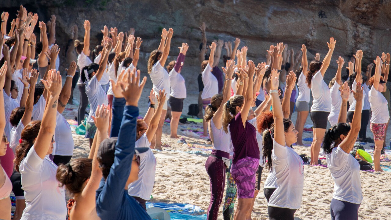Yoga na Praia