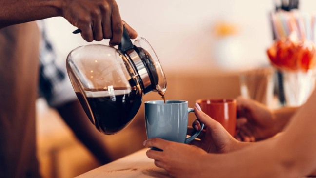 Pesquisas indicam que o café afeta a função cerebral a partir desta idade Pesquisas indicam que o café afeta a função cerebral a partir desta idade