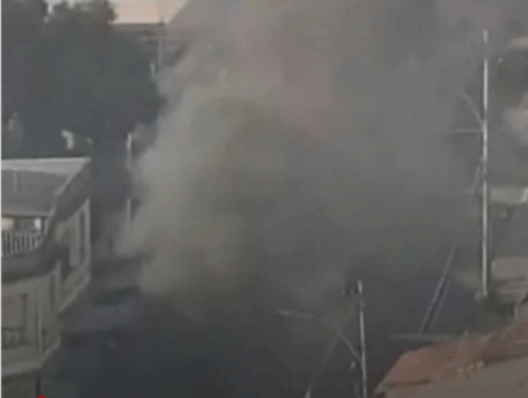 Foto: Criminosos incendeiam barricadas durante a ação da PM, no complexo do Chapadão. Fonte: Redes Sociais. Foto: Criminosos incendeiam barricadas durante a ação da PM, no complexo do Chapadão. Fonte: Redes Sociais.