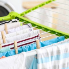 Truques para secar suas roupas em espaços pequenos