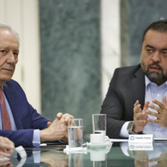 Ministro da Justiça, Ricardo Lewandowski, juntamente com o governador do Rio de Janeiro, Cláudio Castro, durante reunião sobre a ação policial da Operação Contenção, contra o Comando Vermelho. Foto: Fernando Frazão/Agência Brasil