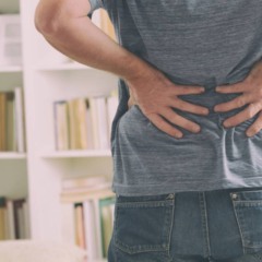 Os 5 melhores exercícios para aliviar dor lombar sem precisar de academia