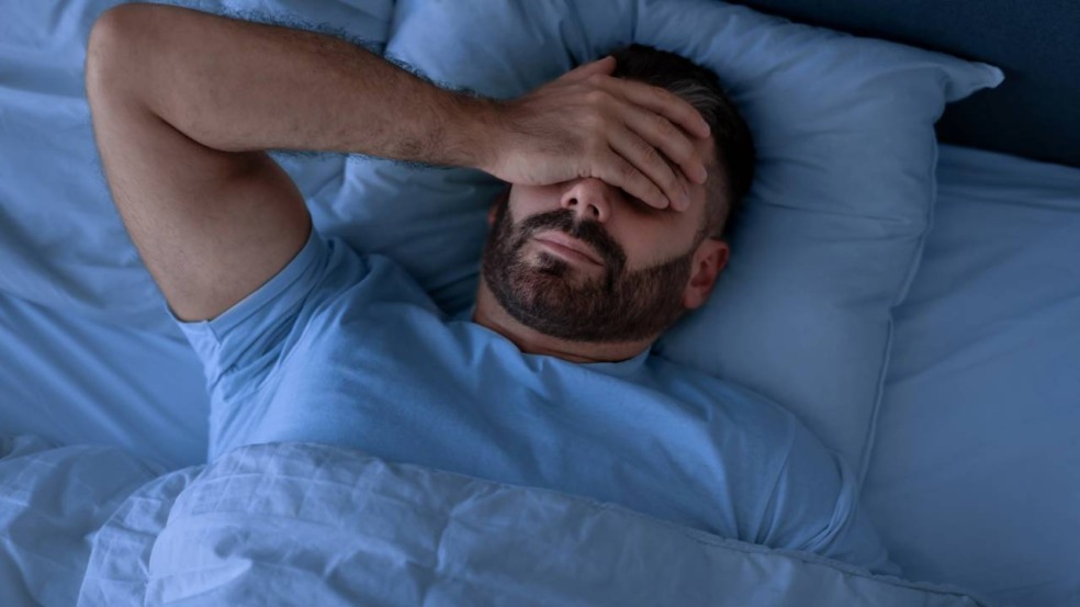O significado de sonhar com pessoas que já faleceram desperta curiosidade, respeito e muitas vezes emoção. Esses sonhos costumam impactar quem sonha,