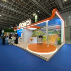 Visão geral do estande da Neltur, durante um dos atendimentos na ABAV Expo 2025 | Foto: Eduardo Carvalho - Ascom/Neltur