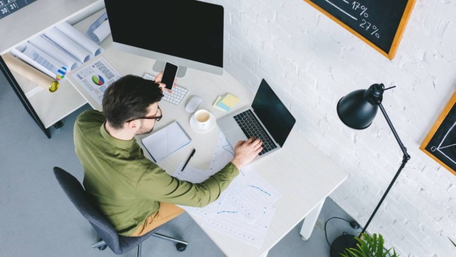 O que não pode faltar no home office para dias mais produtivos O que não pode faltar no home office para dias mais produtivos