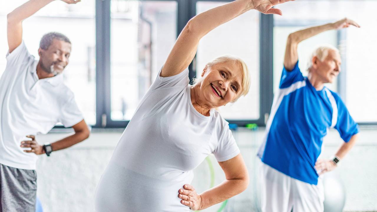 Os 3 exercícios que todo idoso deve fazer para ter mais mobilidade