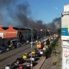 Incêndio atinge barracões de escolas de samba no Rio de Janeiro e destrói alegorias