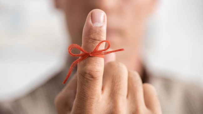 O esquecimento repentino do que ia falar é uma experiência comum e pode acontecer com qualquer pessoa, seja em conversas informais ou situações profissionais.