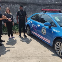 Carro roubado é recuperado em Maricá após perseguição e fuga em alta velocidade Carro roubado é recuperado em Maricá após perseguição e fuga em alta velocidade