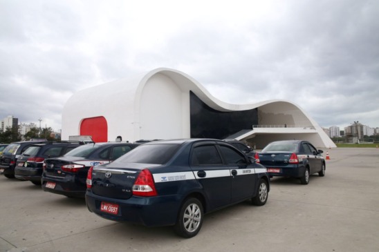 Niterói envia projeto à Câmara para renovar e modernizar a frota de táxis Niterói envia projeto à Câmara para renovar e modernizar a frota de táxis