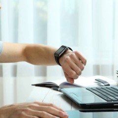 O relógio parou sozinho? Entenda o que isso pode representar pra você O relógio parou sozinho? Entenda o que isso pode representar pra você