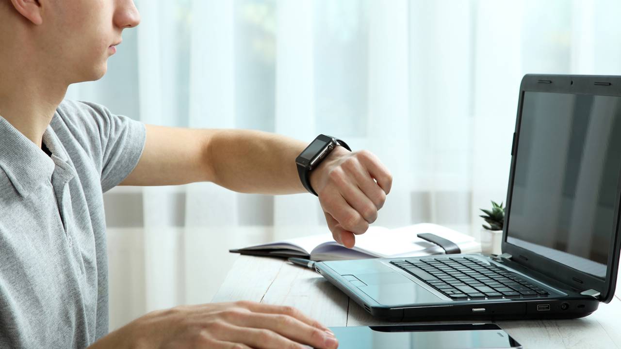 O relógio parou sozinho? Entenda o que isso pode representar pra você