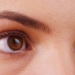 Tremores nos olhos pode ser sinal do corpo pedindo atenção Tremores nos olhos pode ser sinal do corpo pedindo atenção