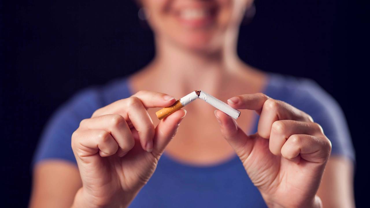 O que acontece com seu corpo quando você para de fumar