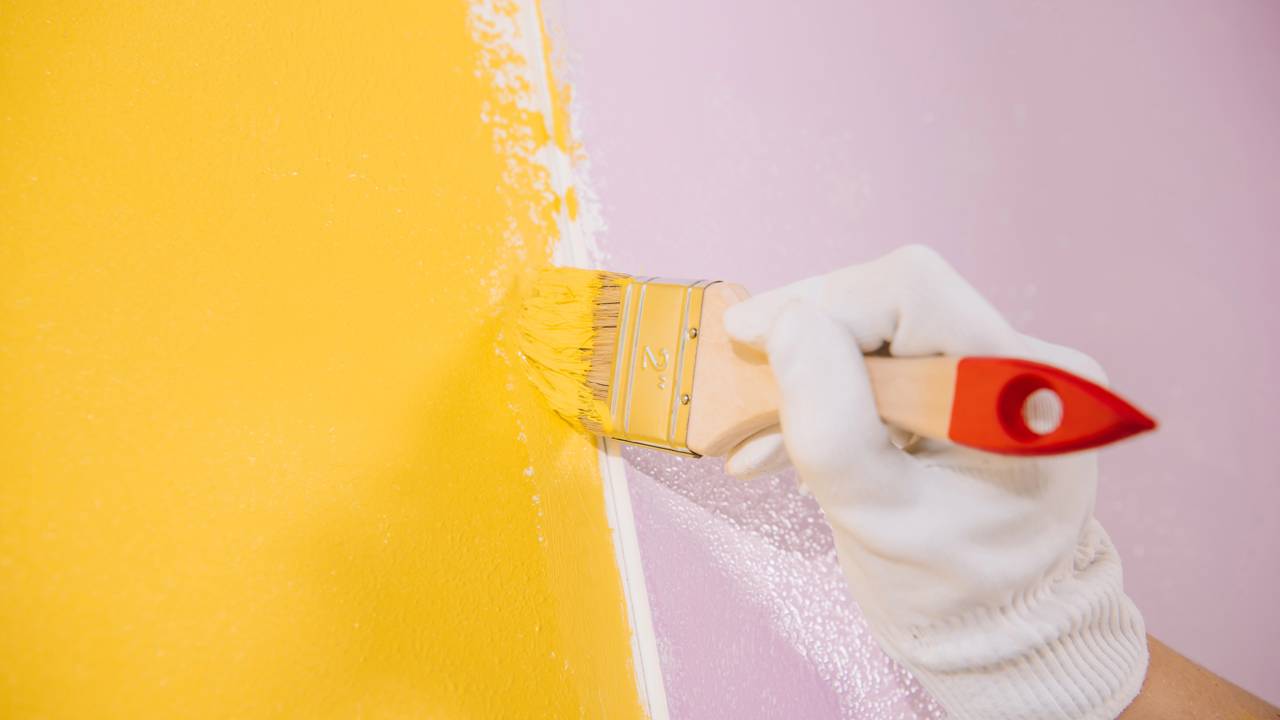 Dicas infalíveis para pintar sua casa sozinho com perfeição