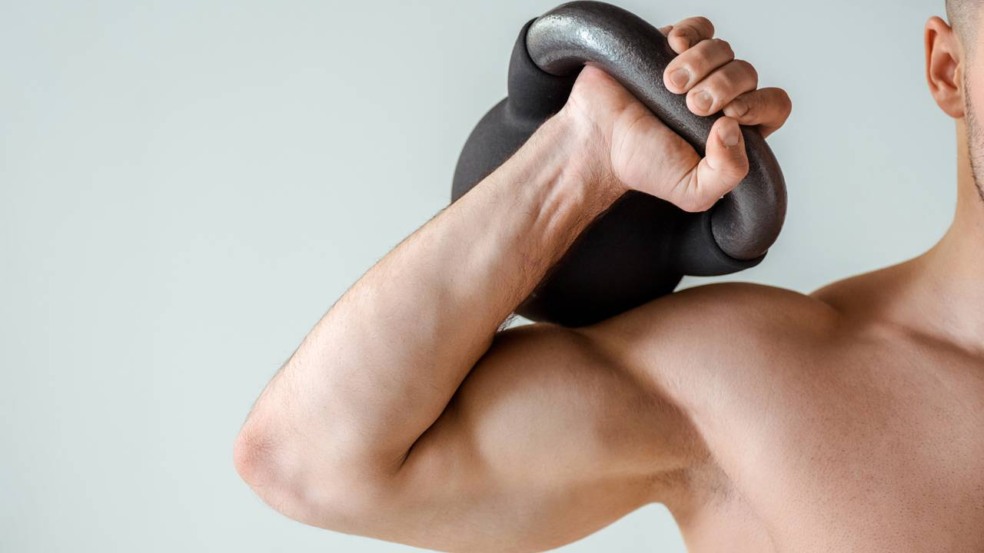 Os melhores exercícios para ter braços fortes e definidos Os melhores exercícios para ter braços fortes e definidos
