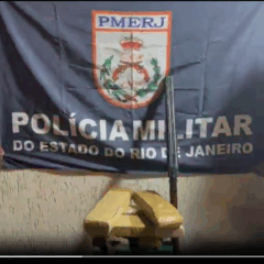 Armas e drogas são apreendidas em construção abandonada em São Gonçalo