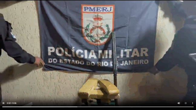 Armas e drogas são apreendidas em construção abandonada em São Gonçalo