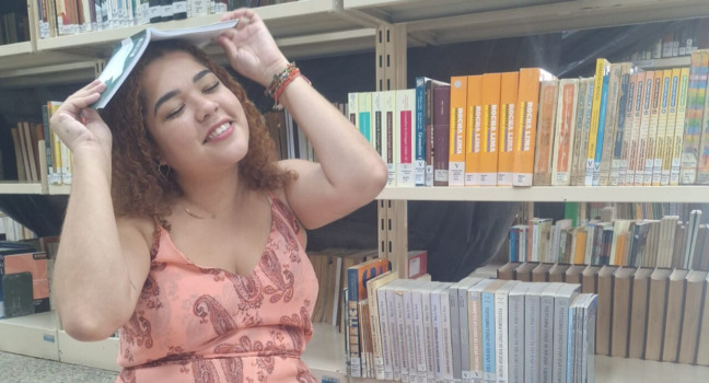 Niteroiense Amanda Almeida