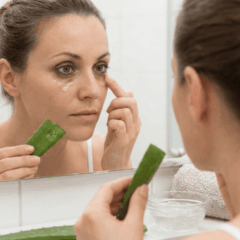 A região abaixo dos olhos possui uma espessura até dez vezes menor do que outras áreas do rosto