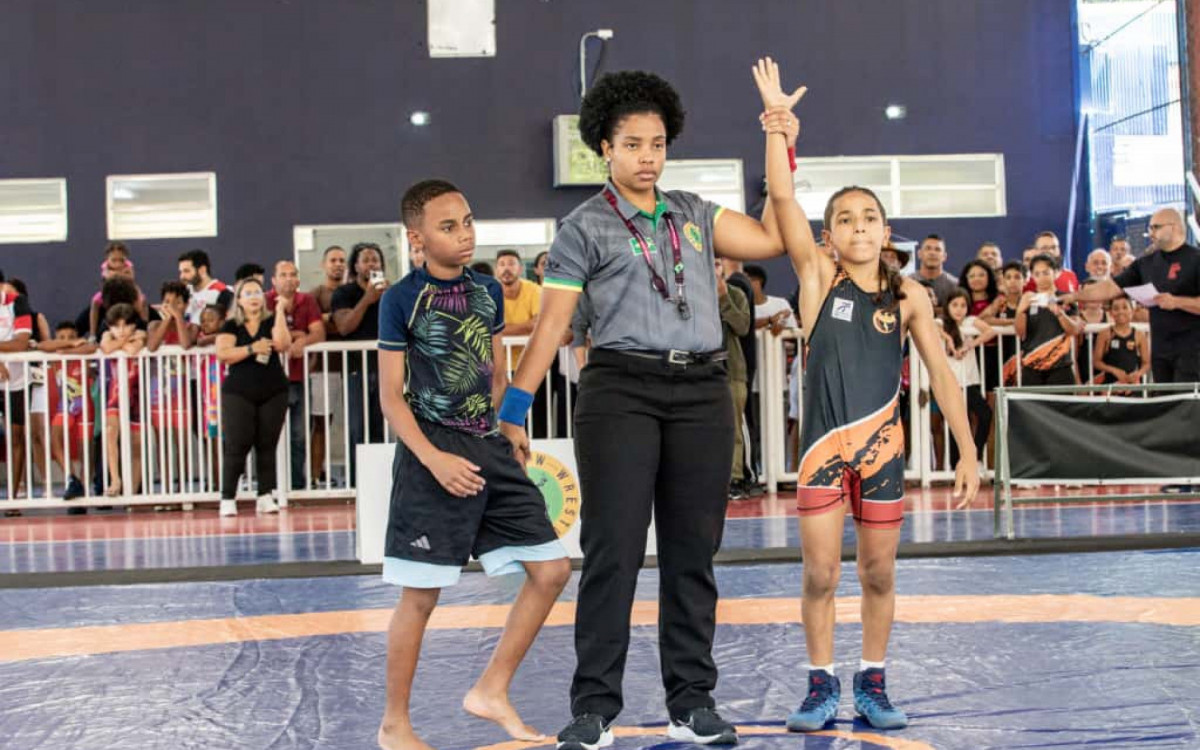 Maricá assina acordo com Confederação Brasileira de Wrestling para ações conjuntas