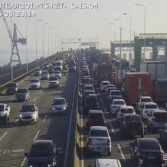 Acidente complica o trânsito na Ponte Rio-Niterói e deixa tráfego lento nesta quarta (12/11)