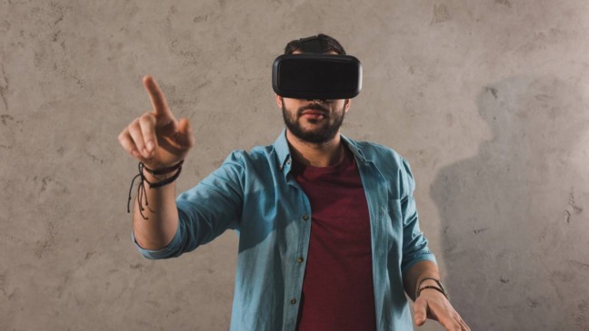 Óculos de realidade virtual vão além do entretenimento e diversão