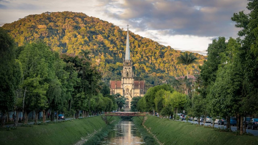 Destino serrano com charme europeu e alma brasileira a 1 hora de distância Destino serrano com charme europeu e alma brasileira a 1 hora de distância