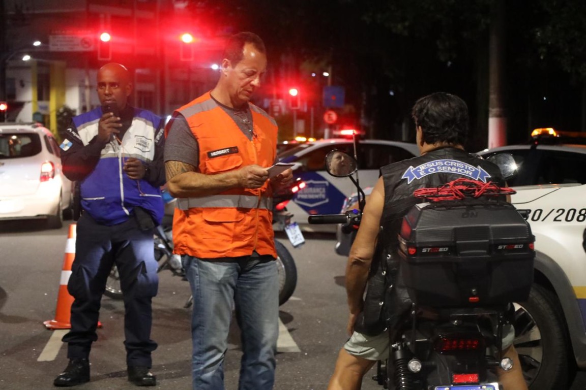 Prefeitura de Niterói realiza operação