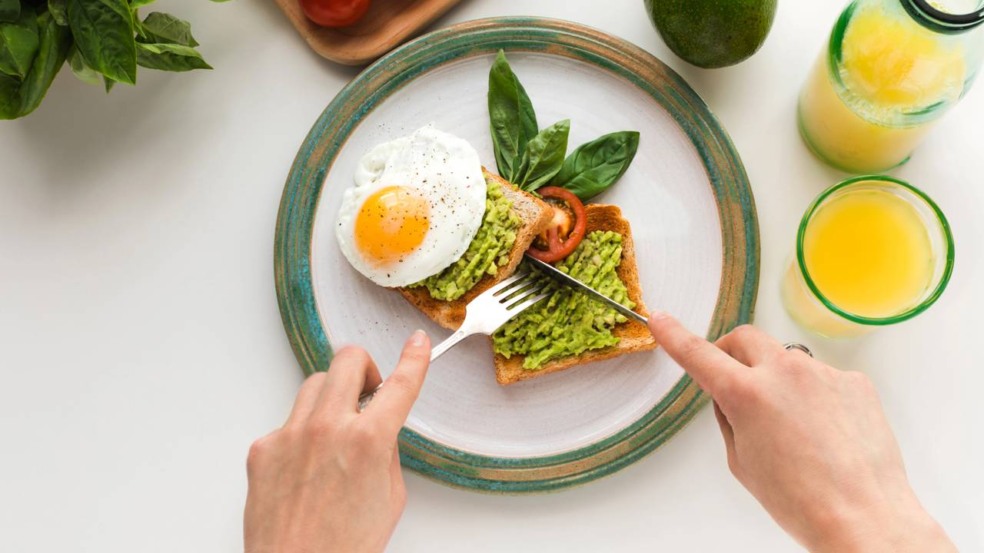 A presença das proteínas na alimentação diária tornou-se fundamental - Créditos: depositphotos.com / AntonMatyukha