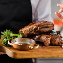 Uma alimentação equilibrada deve contemplar diferentes grupos de alimentos, para não limitar a ingestão de fibras - Créditos: depositphotos.com / HayDmitriy