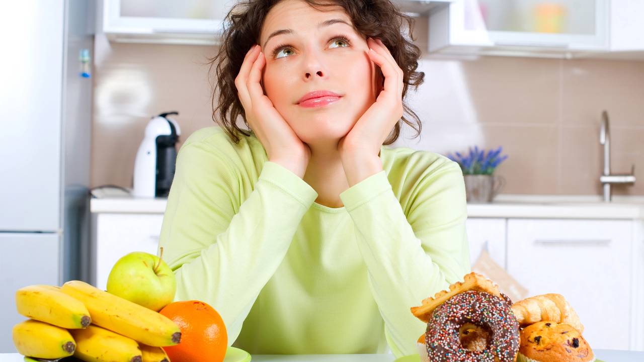 Os 7 exercícios mais indicados para quem quer emagrecer em casa