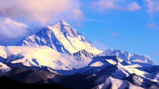 Processo lento e constante que altera a altitude ao longo das gerações - Créditos: depositphotos.com / bbbbar