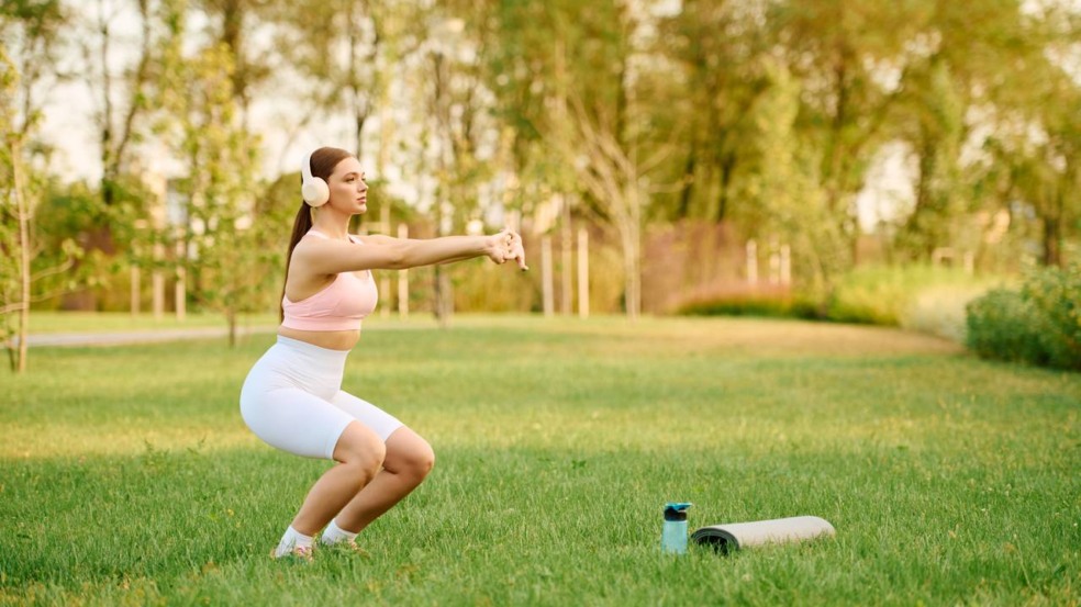 Exercícios simples que ativam a circulação e aumentam a disposição