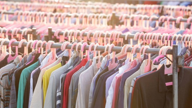 As roupas baratas que você ama podem estar custando caro demais