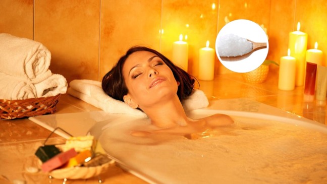 O que é o banho de sal grosso e por que tanta gente está fazendo em casa?