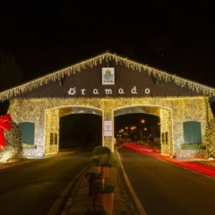 Luzes, shows e o clima natalino esperam por você em Gramado