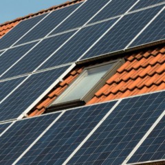Quanto custa instalar painéis solares em uma casa padrão em novembro de 2025