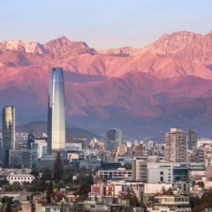 Vale a pena conhecer Santiago no verão ou é melhor em outra época?