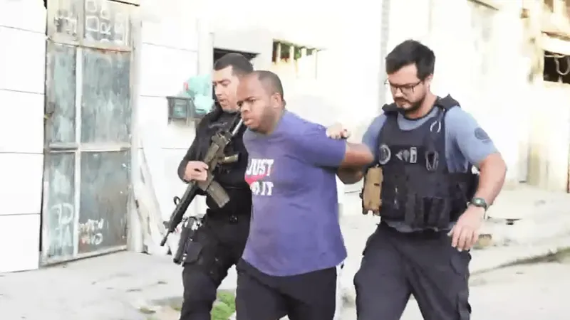 suspeito-de-participacao-no-assassinato-do-policial-civil-jose-carlos-queiroz-vianna-101848_800x450 suspeito-de-participacao-no-assassinato-do-policial-civil-jose-carlos-queiroz-vianna-101848_800x450