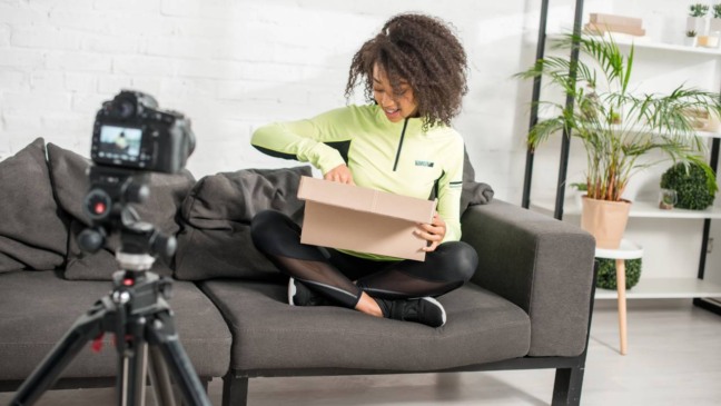 Assiste vídeos de unboxing sem perceber? Conheça o fenômeno que viralizou